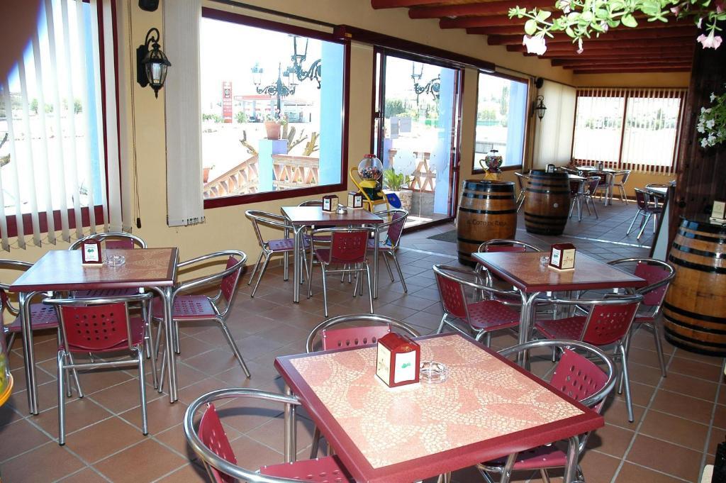 Hotel Rural Los Chaparros Freila Екстер'єр фото